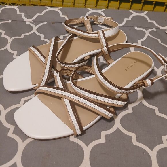 Ann TAYLOR Women's Cream and Tan Strappy Sandals SZ.7M - Picture 1 of 5